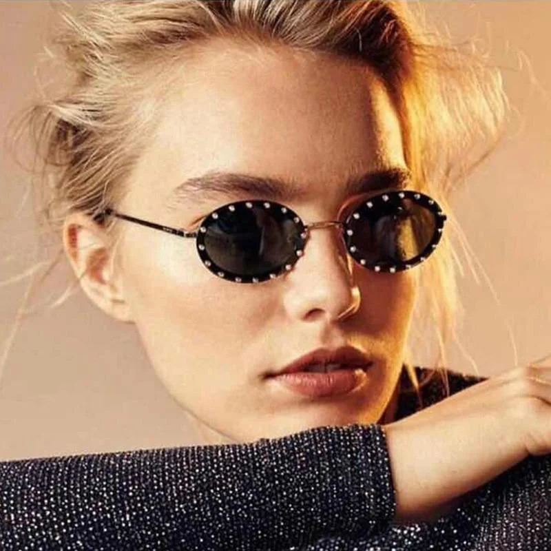 Women’s sunglasses rust soft flair -Women's Vintage Designer Diamond Crystal Round Over Sunglasses